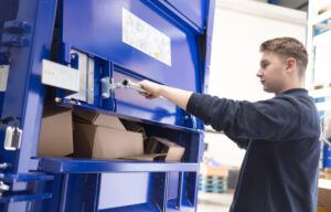 pressa per imballaggi